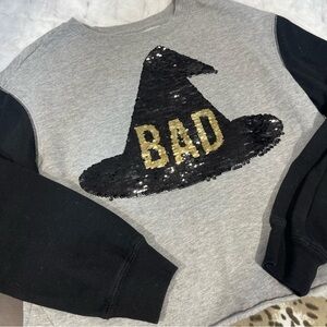 Zoe + Liv Gray and Black Sequin Witch Hat Sweatshirt XS